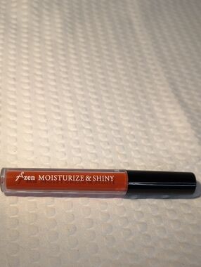 Azen Moisturize & Shiny Lip Gloss -